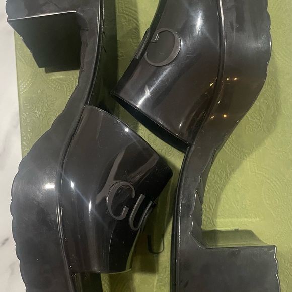 Gucci Platform Block Heel - Picture 2 of 5